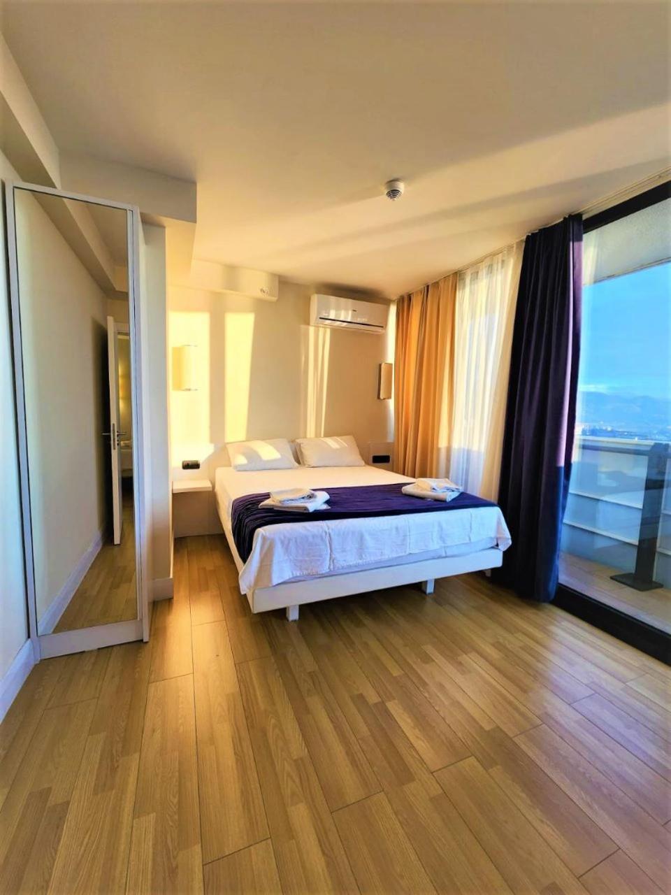Orbi City Best Apartments Batumi Esterno foto