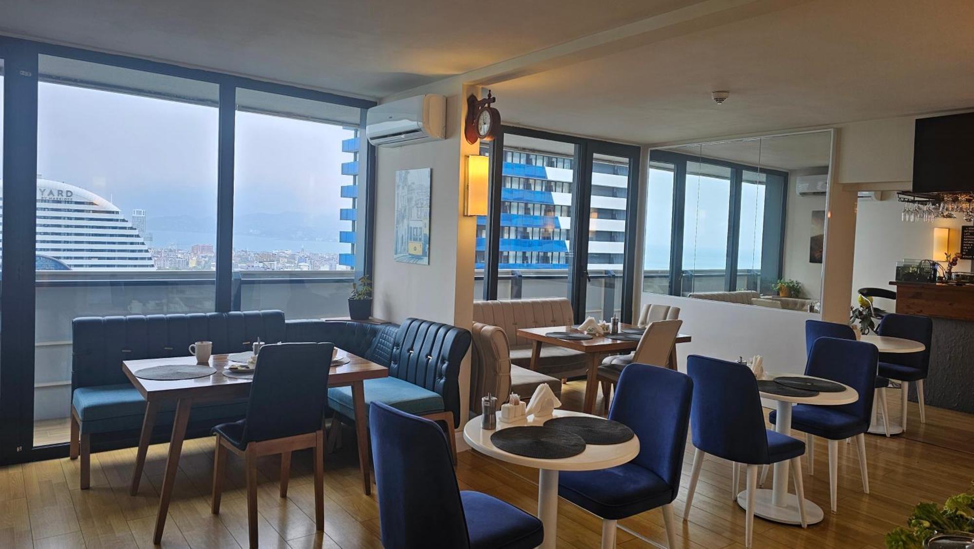 Orbi City Best Apartments Batumi Esterno foto