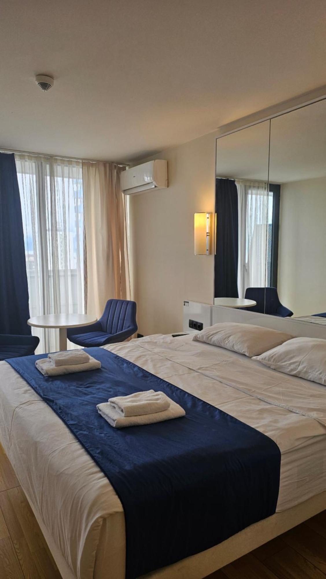 Orbi City Best Apartments Batumi Esterno foto