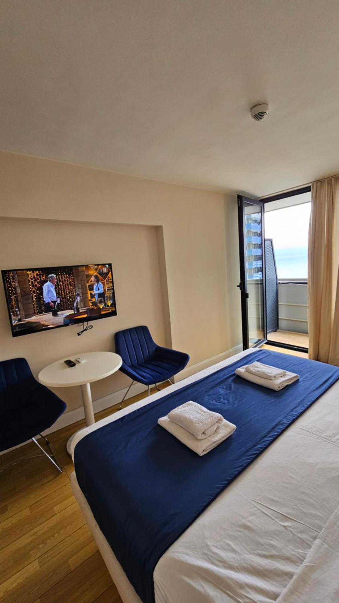Orbi City Best Apartments Batumi Esterno foto