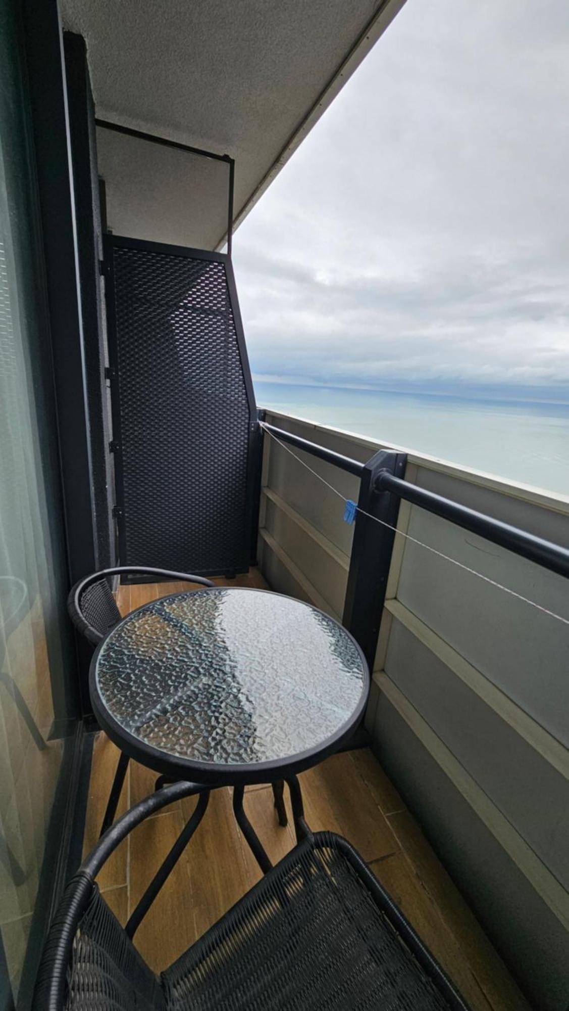 Orbi City Best Apartments Batumi Esterno foto